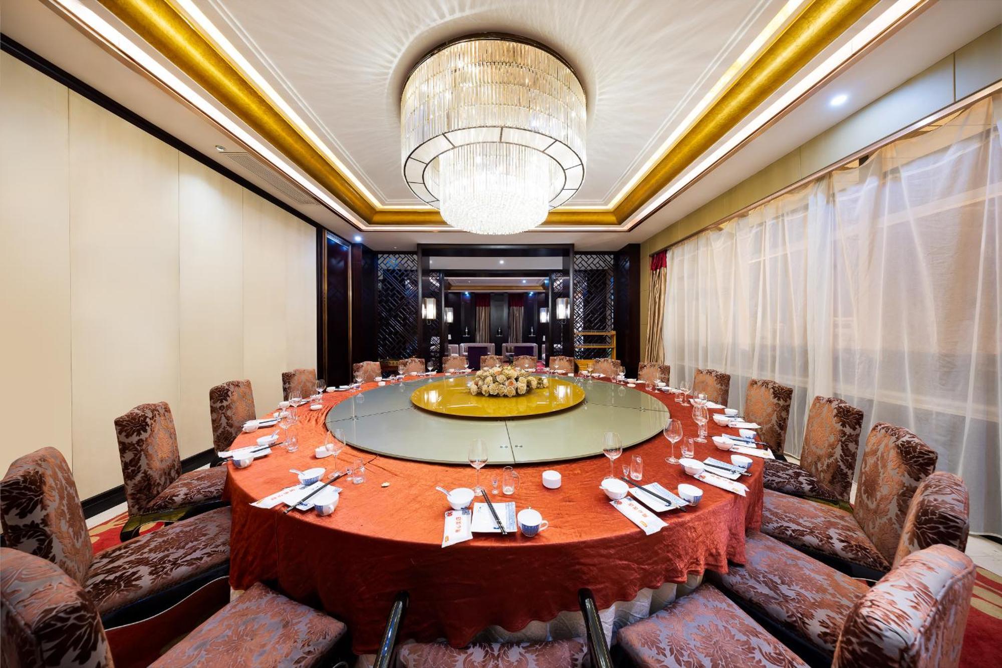 Holiday Inn Express Zhengzhou Airport By Ihg Xinzheng  Ngoại thất bức ảnh