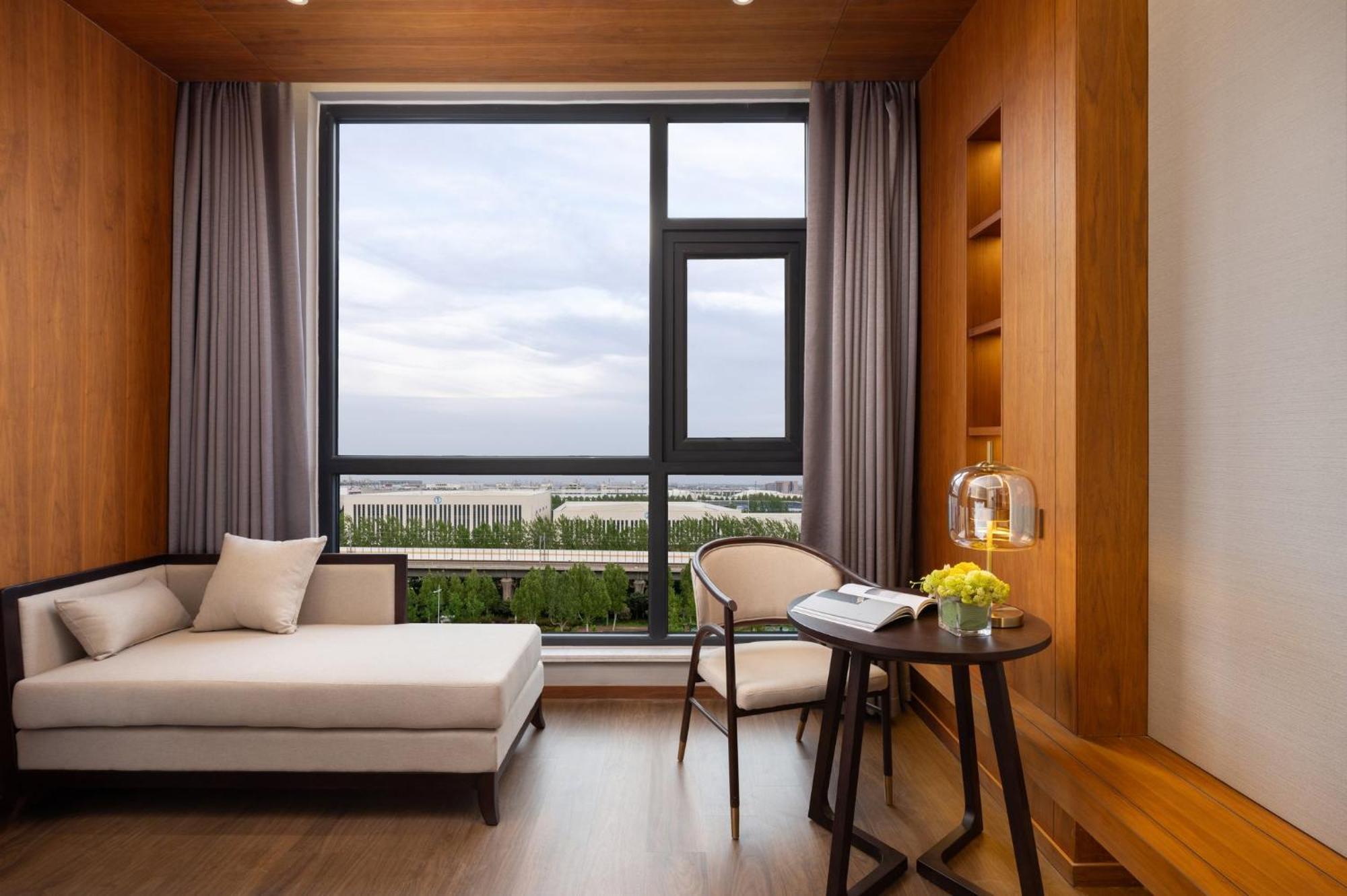 Holiday Inn Express Zhengzhou Airport By Ihg Xinzheng  Ngoại thất bức ảnh